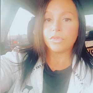 Meet your Posher, Melisa